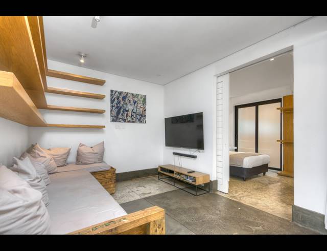 2 BEDROOM APARTMENT FOR SALE IN MABONENG